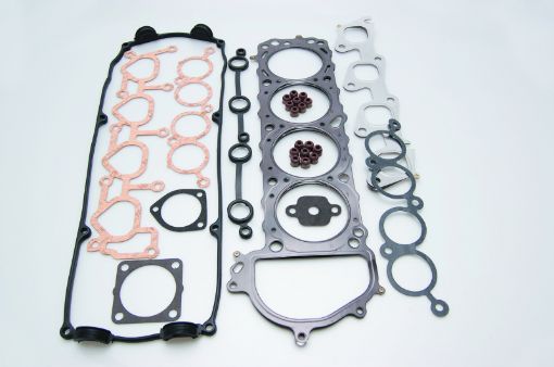 Picture of Cometic Street Pro Nissan 1991 - 94 KA24DE 2.4L 240SX 90mm Bore Top End Kit