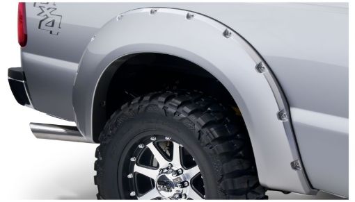 Picture of Bushwacker 11 - 16 Ford F - 250 Super Duty Styleside Pocket Style Flares 2pc - Black