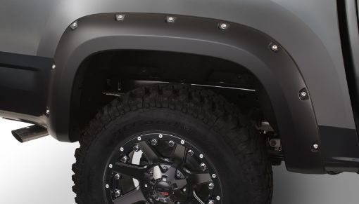 Picture of Bushwacker 15 - 18 GMC Canyon (Excl. ZR2) Fleetside Pocket Style Flares 2pc 61.7in Bed - Black