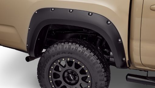 Picture of Bushwacker 16 - 18 Toyota Tacoma Pocket Style Flares 2pc 60.573.7in Bed - Black