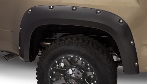 Picture of Bushwacker 15 - 18 GMC Canyon Pocket Style Flares 2pc 5ft Bed - Black