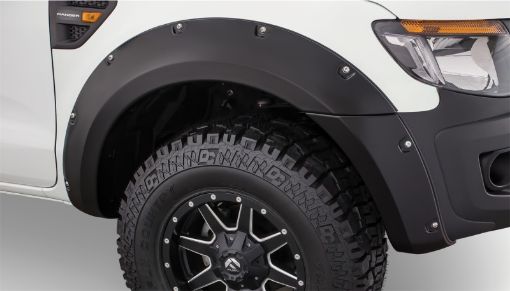 Picture of Bushwacker 11 - 15 Ford Ranger T6 Pocket Style Flares 2pc - Black