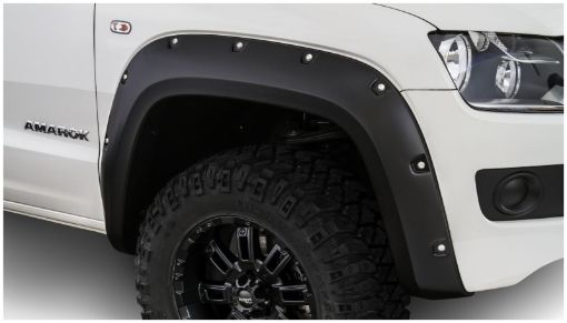 Picture of Bushwacker 17 - 18 Volkswagen Amarok Pocket Style Flares 4pc Diesel 61.2in Bed - Black