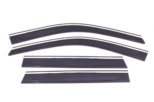 Picture of AVS 11 - 18 Jeep Grand Cherokee Ventvisor Low Profile Deflectors 4pc - Smoke wChrome Trim