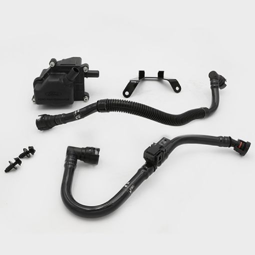 Picture of Ford Racing 15 - 18 Mustang 2.3L EcoBoost Right Hand Side Oil - Air Separator