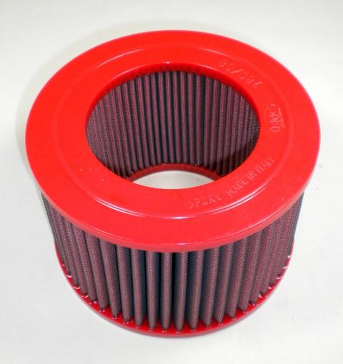 Picture of BMC 97 - 05 Toyota Hilux 4WD 3.0 Diesel Replacement Cylindrical Air Filter