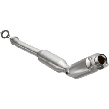 Picture of MagnaFlow 04 - 11 Lincoln Town Car V8 4.6L GAS California Catalytic Converter Direct Fit