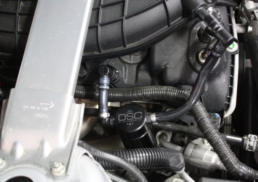 Picture of JL 11 - 17 Ford Mustang V6 Passenger Side Oil Separator 3.0 - Black Anodized