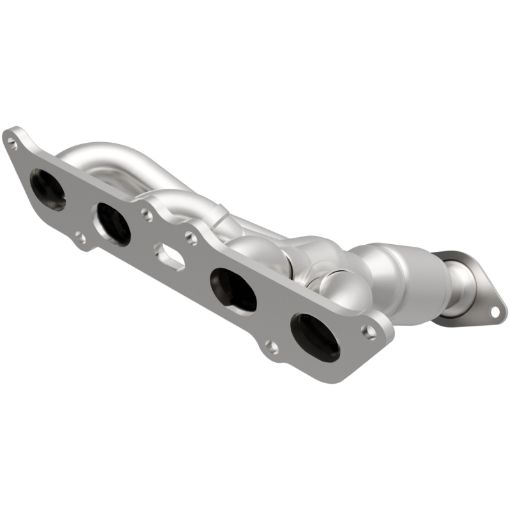 Picture of MagnaFlow OEM Grade 12 - 17 Toyota Prius C Federal EPA Compliant Manifold Catalytic Converter