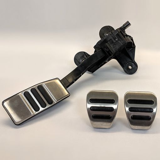 Picture of Ford Racing Aluminum and Urethane 11 - 17 Ford Mustang - Upgrade to Premium Package Pedals