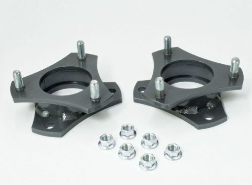Picture of MaxTrac 05 - 18 Toyota Tacoma 2WD 5 Lug 2.5in Front Leveling Strut Spacers