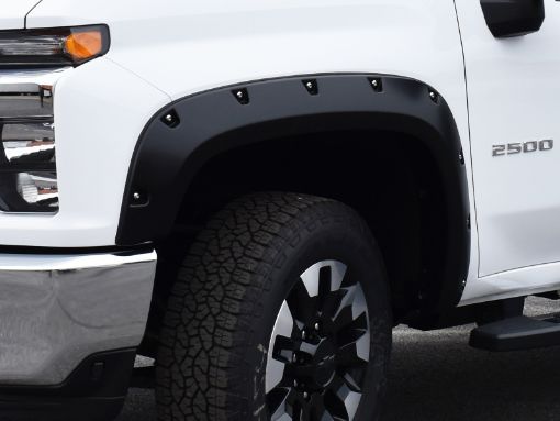 Picture of Bushwacker 2020 Chevrolet Silverado 35002500 HD Pocket Style Flares 4pc - Black