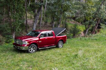 Picture of UnderCover 02 - 08 Dodge Ram 15002500 6.4ft SE Bed Cover - Black Textured
