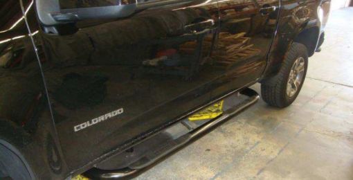 Picture of Go Rhino 15 - 20 Chevrolet Colorado 4000 Series SideSteps - Cab Length - Black