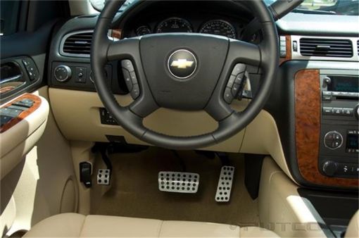 Picture of Putco 07 - 18 Chevrolet Silverado LD GMC Sierra LD Liquid Pedals - Track Design