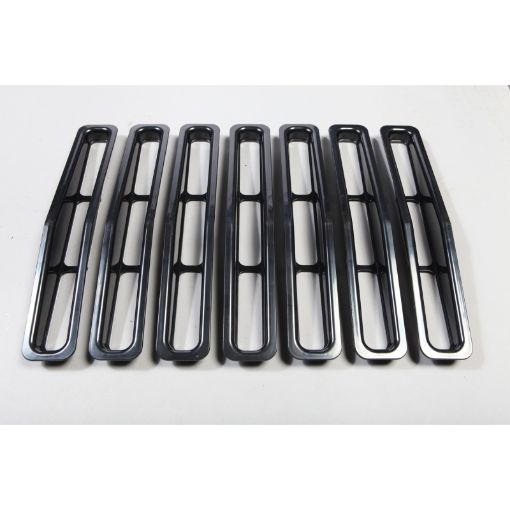 Picture of Rugged Ridge Grille Inserts Black 87 - 95 Jeep Wrangler YJ