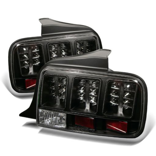 Picture of Spyder Ford Mustang 05 - 09 LED Tail Lights Black ALT - YD - FM05 - LED - BK