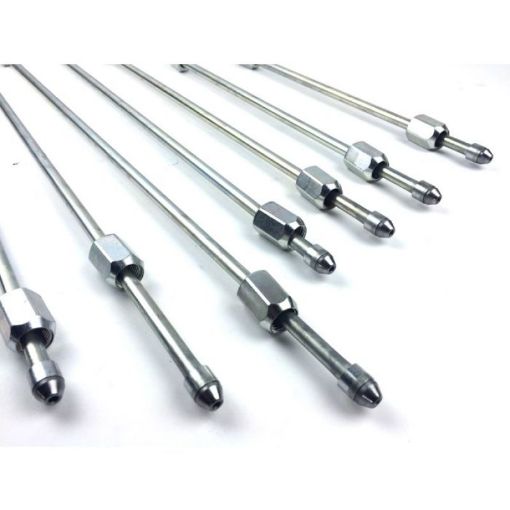 Picture of Fleece Performance 17in High Pressure Fuel Line (8mm x 3.5mm Line, M14x1.5 Nuts)